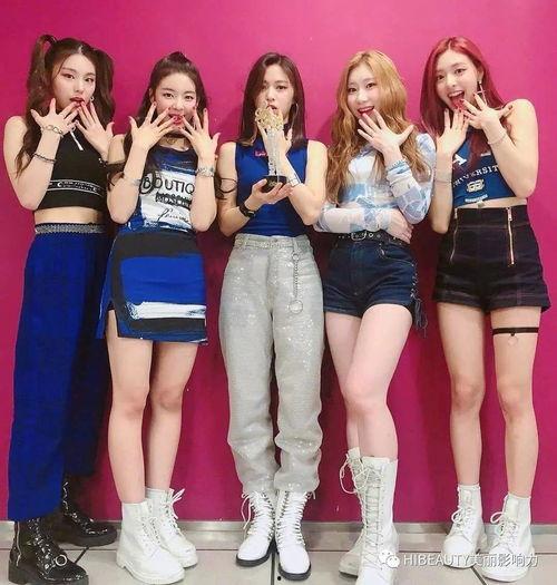 女团吃瓜热门事件,揭秘热门吃瓜事件的背后真相